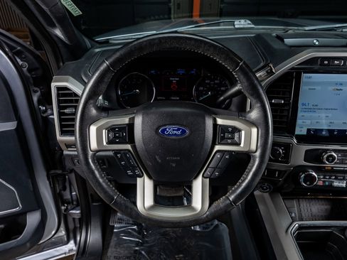 Used 2022 Ford F350 Lariat w/ Lariat Ultimate Package image 18