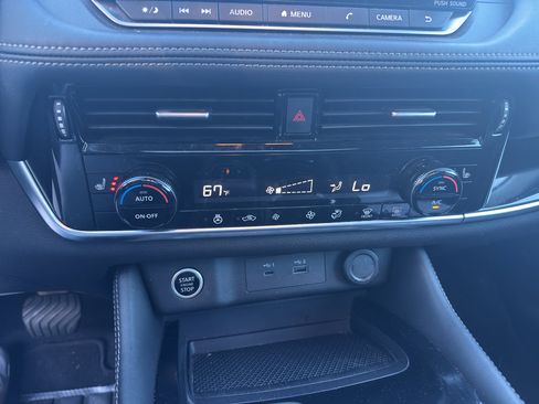 Certified 2023 Nissan Rogue SL image 16