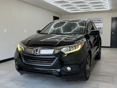 Used 2021 Honda HR-V EX image 1