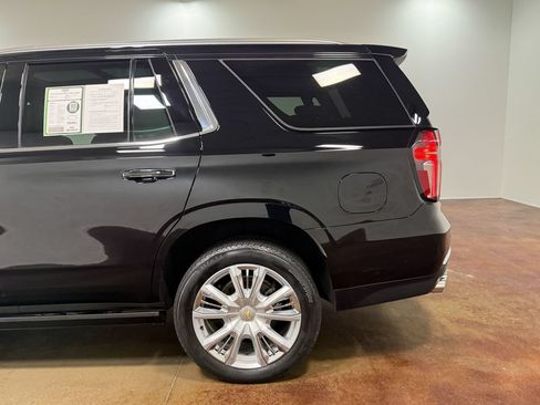 Used 2023 Chevrolet Tahoe High Country AWD/4WD image 36