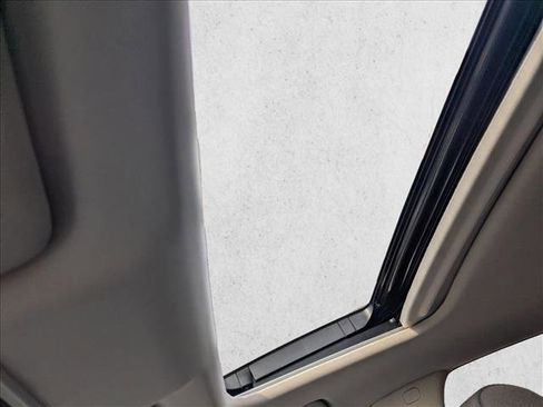 Used 2023 Honda Civic EX image 19