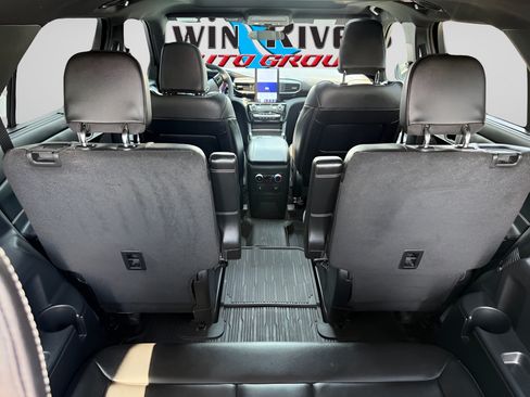 Used 2024 Ford Explorer ST w/ Equipment Group 401A AWD/4WD image 9
