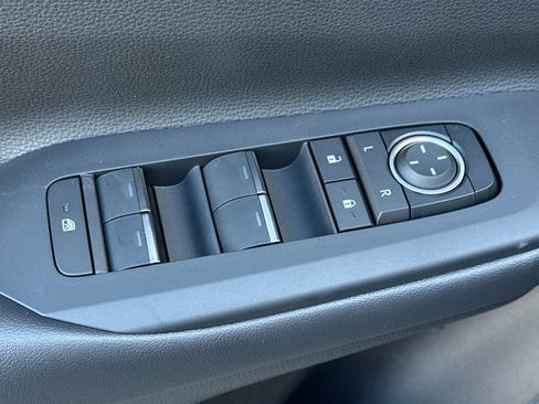 New 2026 Toyota Prius Plug-In Hybrid image 12