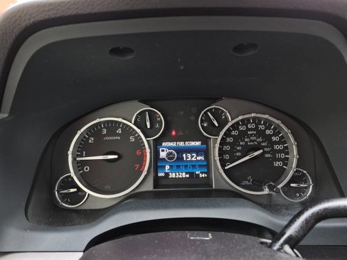 Used 2015 Toyota Tundra SR5 image 24