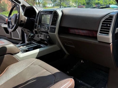 Used 2016 Ford F150 King Ranch w/ Equipment Group 601A Luxury AWD/4WD image 21
