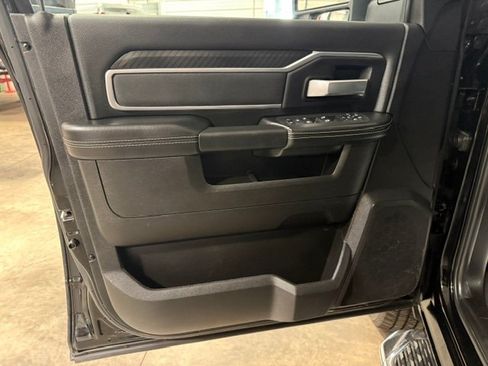 Certified 2026 RAM 2500 Big Horn AWD/4WD image 40