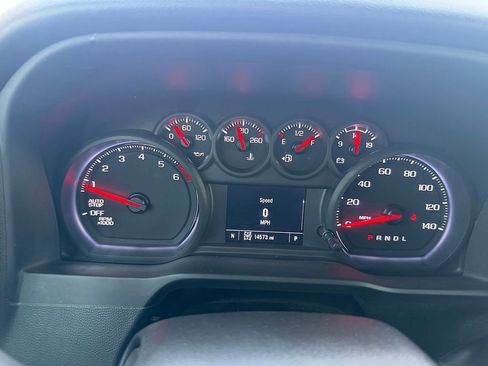 Used 2024 Chevrolet Silverado 1500 Custom image 10