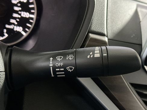 Used 2023 Nissan Altima 2.5 SV image 25