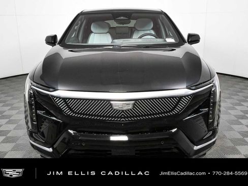 Certified 2025 Cadillac Optiq Luxury 1 AWD/4WD image 35