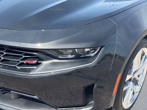 Used 2024 Chevrolet Camaro LT RWD image 9