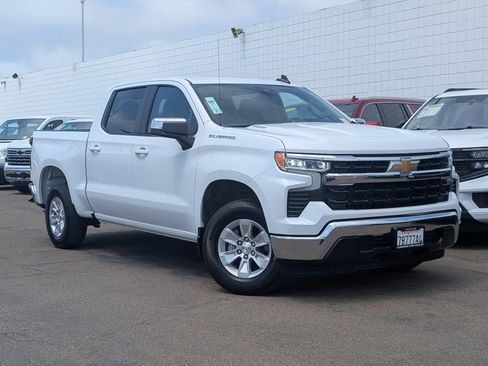 Certified 2024 Chevrolet Silverado 1500 LT RWD image 2