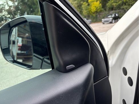 Used 2020 INFINITI QX60 Luxe w/ Essential Package image 19