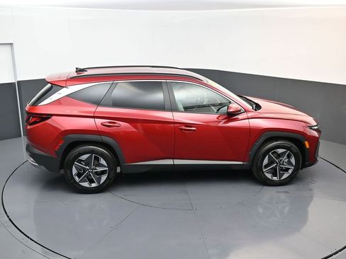 Used 2025 Hyundai Tucson SEL FWD image 14