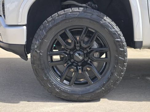 Used 2022 GMC Sierra 1500 Elevation RWD image 15