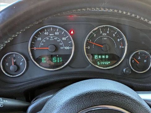 Used 2018 Jeep Wrangler Altitude image 11