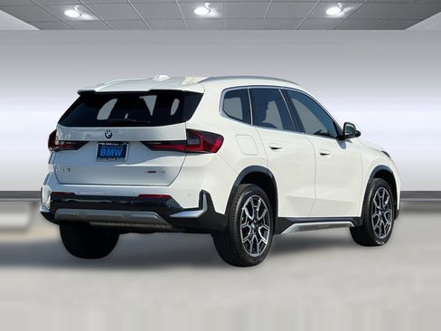 Used 2025 BMW X1 xDrive28i w/ Convenience Package AWD/4WD image 8
