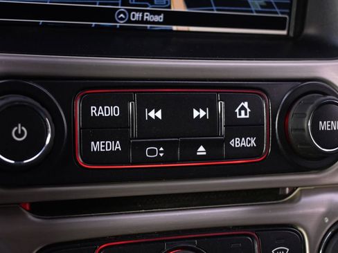 Used 2016 GMC Yukon Denali w/ Open Road Package AWD/4WD image 34