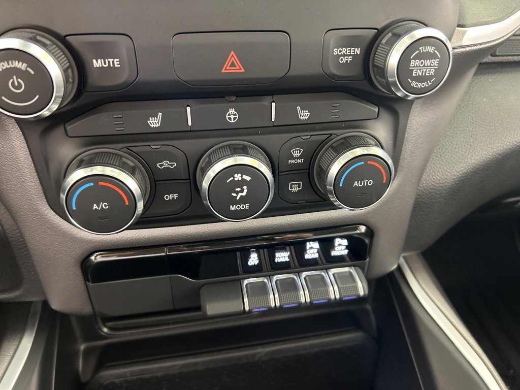 Used 2020 RAM 1500 Big Horn AWD/4WD image 21