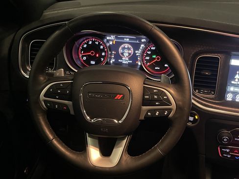 Used 2017 Dodge Charger R/T w/ Premium Group RWD image 19