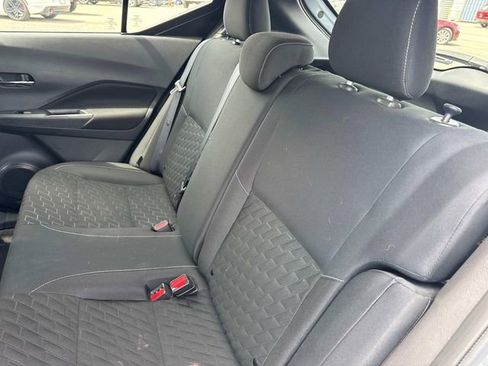 Certified 2022 Nissan Kicks SV FWD image 20