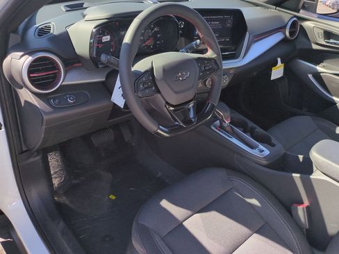 New 2026 Chevrolet Trax RS w/ Sunroof Package image 10