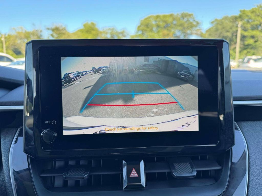 Used 2026 Toyota Corolla LE FWD image 30