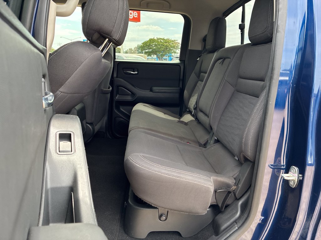 Used 2022 Nissan Frontier SV w/ Technology Package AWD/4WD image 27