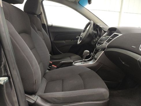 Used 2016 Chevrolet Cruze LT w/ Sun And Sound Package image 21