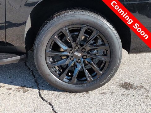 Used 2024 Cadillac Escalade ESV Sport Platinum w/ LPO, ONYX Package image 13