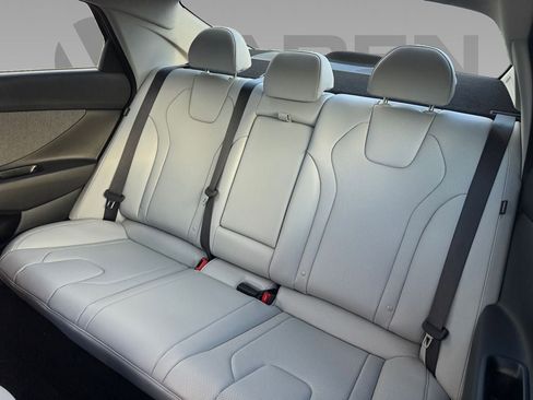 New 2026 Hyundai Elantra Limited FWD image 4