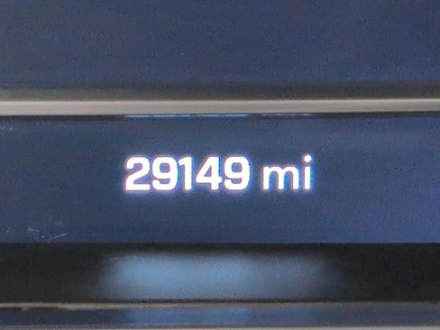 Used 2024 Chevrolet Silverado 1500 LT AWD/4WD image 2