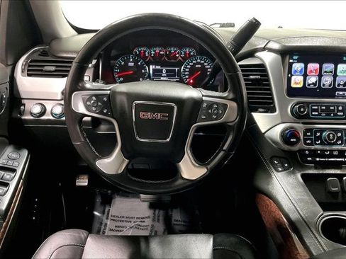 Used 2020 GMC Yukon SLT image 5