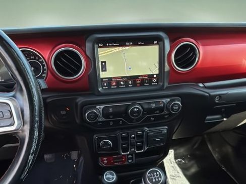 Used 2021 Jeep Gladiator Rubicon AWD/4WD image 26