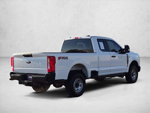 Used 2023 Ford F250 XL w/ FX4 Off-Road Package AWD/4WD image 5