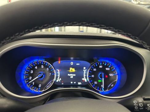 New 2027 Chrysler Pacifica Select w/ Family Tech Group FWD image 27