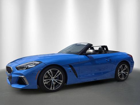 Used 2020 BMW Z4 M40i RWD image 3