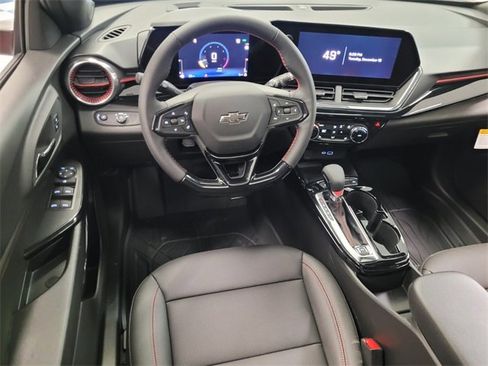 New 2026 Chevrolet Trax RS w/ Sunroof Package image 13