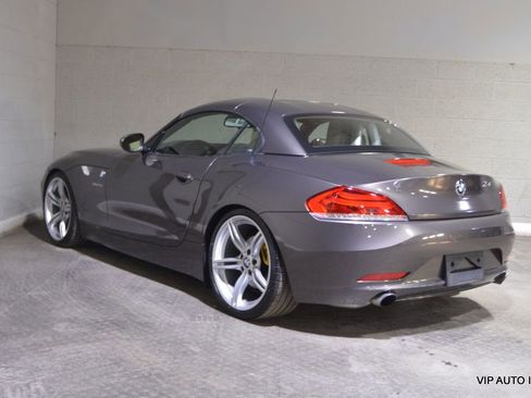 Used 2010 BMW Z4 sDrive35i image 5