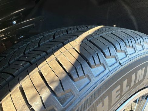 New 2026 Ford Explorer ST-Line w/ Premium Package image 15