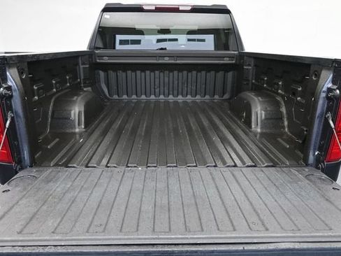 Used 2023 Chevrolet Silverado 1500 Custom Trail Boss AWD/4WD image 31