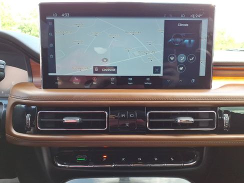 Certified 2021 Lincoln Nautilus Reserve AWD/4WD image 20