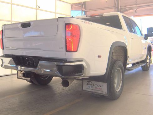 Used 2024 Chevrolet Silverado 3500 LT w/ Texas Edition image 5