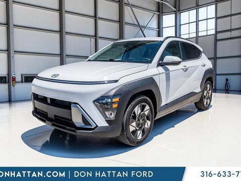 Used 2025 Hyundai Kona SEL FWD image 24