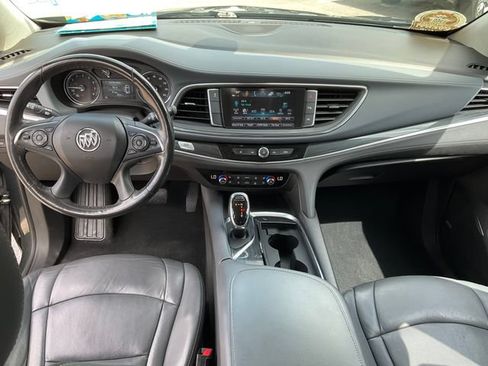 Used 2018 Buick Enclave Premium FWD image 4