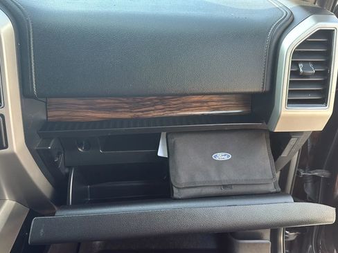 Used 2019 Ford F150 Lariat w/ Equipment Group 502A Luxury image 29