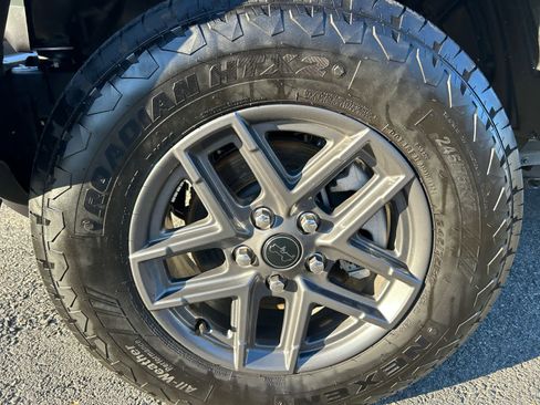 Used 2025 Jeep Wrangler Sport S image 51