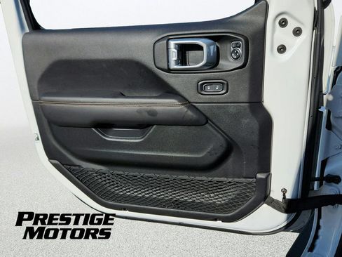 Used 2021 Jeep Gladiator Mojave AWD/4WD image 16
