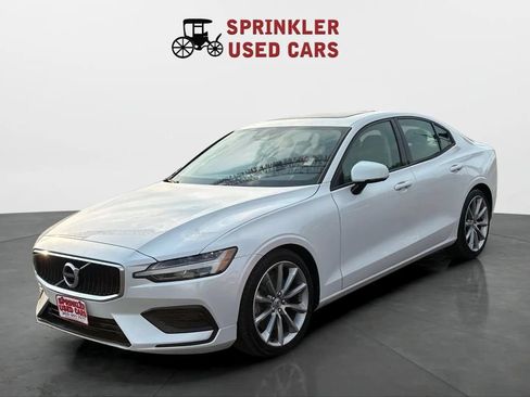Used 2019 Volvo S60 T6 Momentum w/ Multimedia Package AWD/4WD image 7