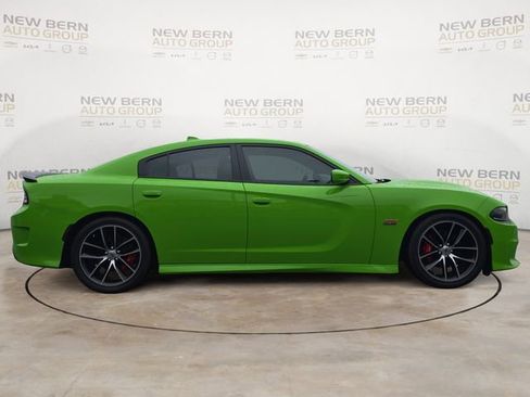 Used 2017 Dodge Charger R/T Scat Pack image 6