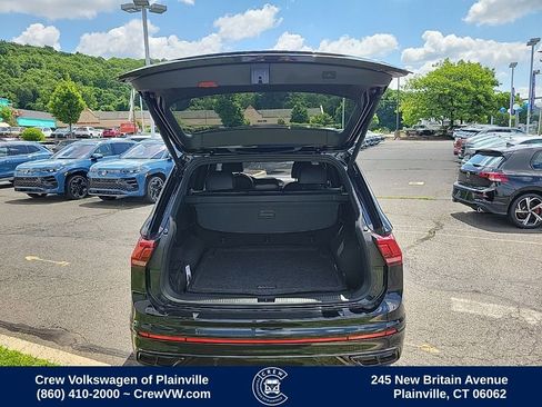 Certified 2024 Volkswagen Tiguan SE R-Line AWD/4WD image 54